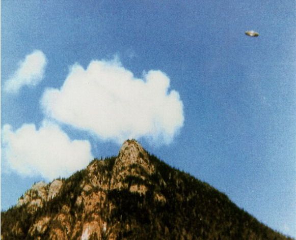May be aliens do exist? (154 pics)