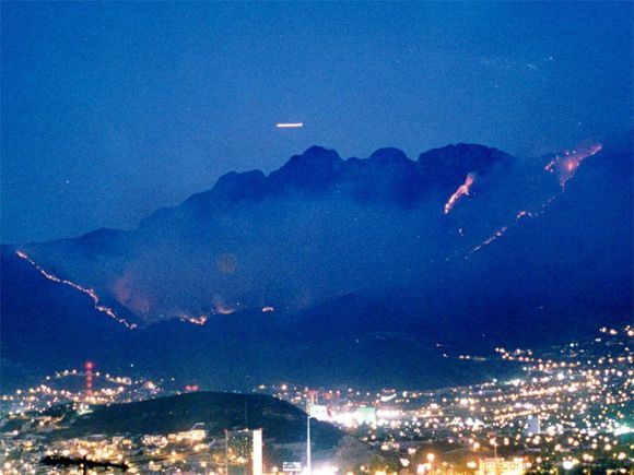 May be aliens do exist? (154 pics)