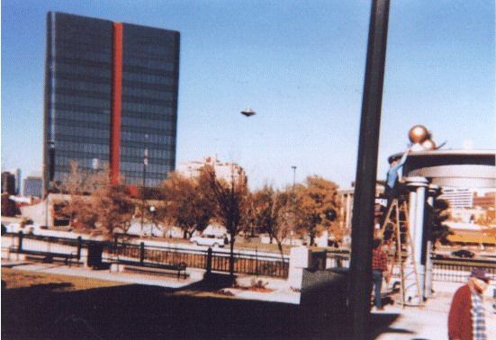 May be aliens do exist? (154 pics)