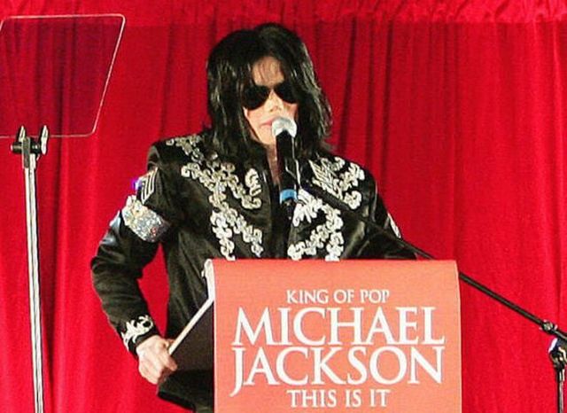 What does Michael Jackson look like now (21 pics)