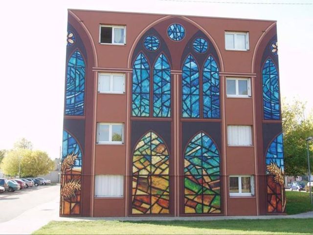 Wall painting (24 pics)