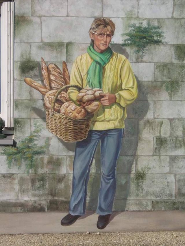 Wall painting (24 pics)