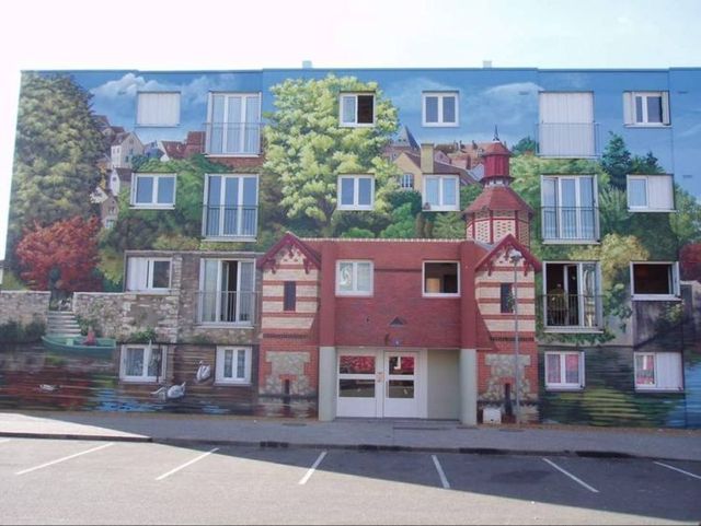 Wall painting (24 pics)