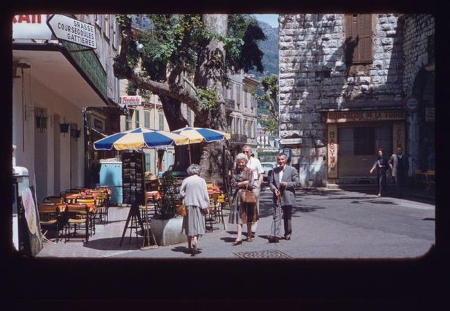 Retro pictures of French cities (60 pics)