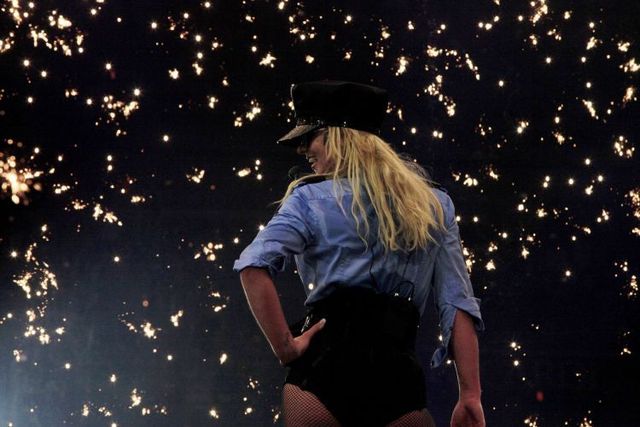 New pics from the Brtiney Spears’ tour "The Circus" (25 photos)