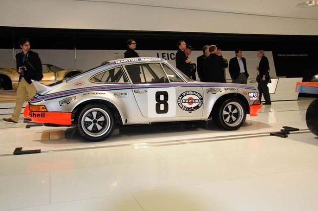 Porsche museum in Stuttgart (51 pics)