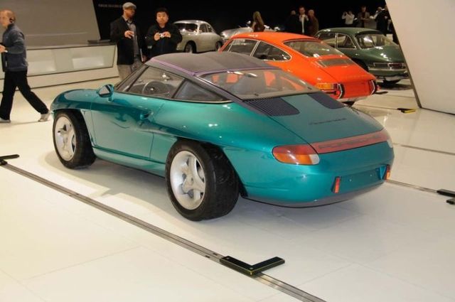 Porsche museum in Stuttgart (51 pics)