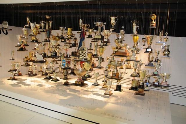 Porsche museum in Stuttgart (51 pics)