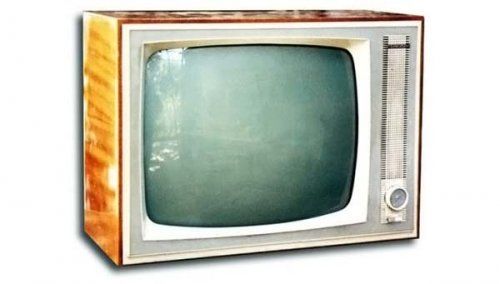 Collection of vintage TV sets (40 photos)