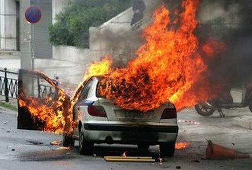 Burning cars (44 pics)