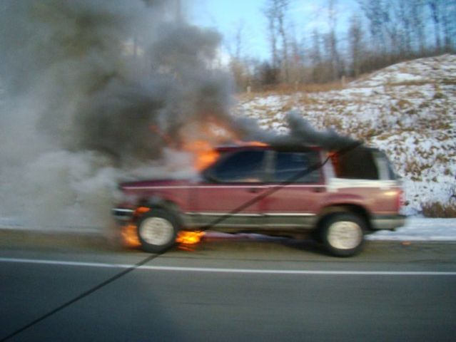 Burning cars (44 pics)