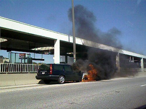 Burning cars (44 pics)