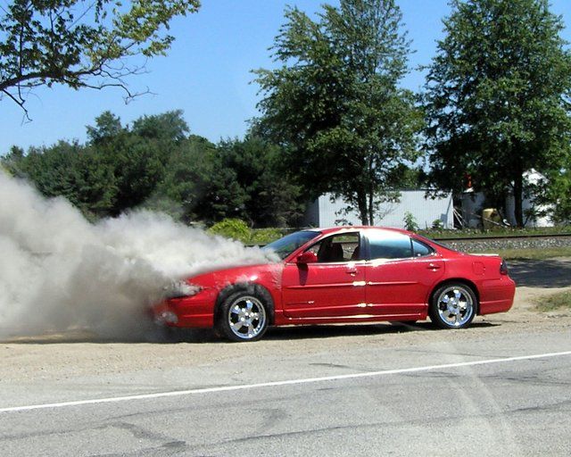 Burning cars (44 pics)