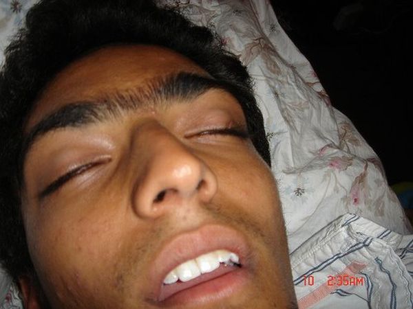 Weird and ugly eyebrows (37 pics)
