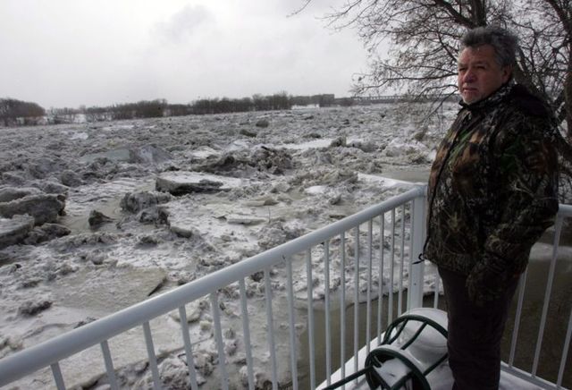 Red River flooding (30 pics)