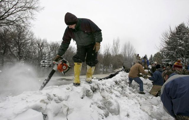 Red River flooding (30 pics)