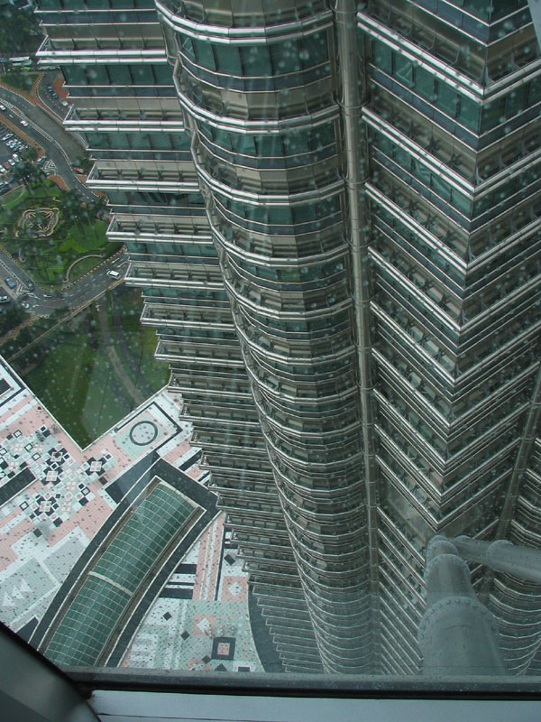 Looking down…(21 pics)