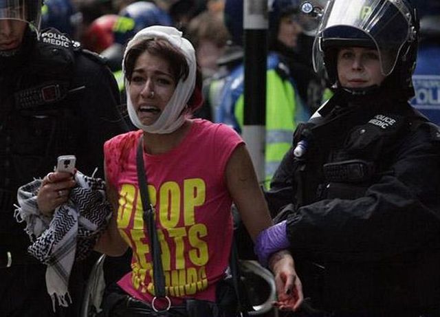 Riots in London (29 photos)