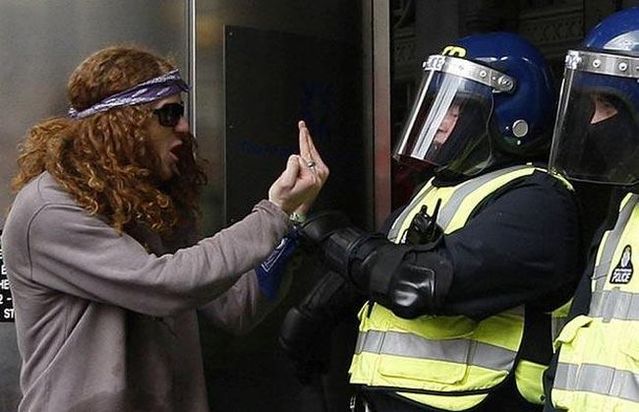 Riots in London (29 photos)