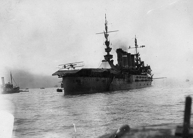 The first aircraft carrier (17 pics)