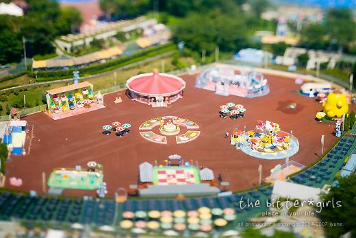 World of little people. Great pictures done with a tilt-shift technique (60 photos)