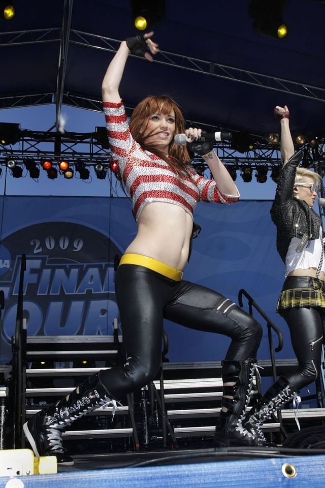 Pussycat Dolls at a concert (19 photos)