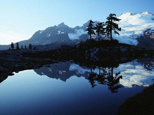 Better than mountains can only be mountains (35 photos)