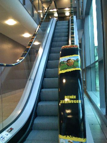 Escalator ads (21 pics)