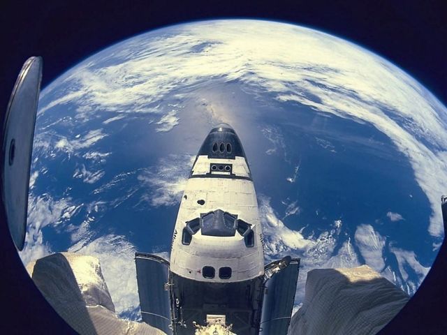 Earth seen from space (39 pics)