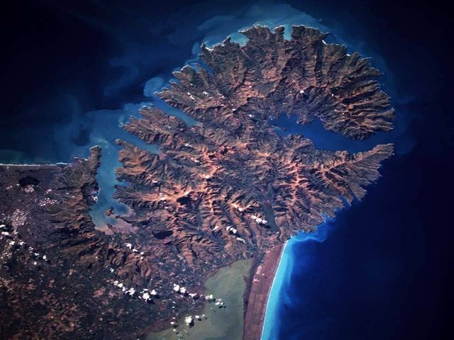 Earth seen from space (39 pics)
