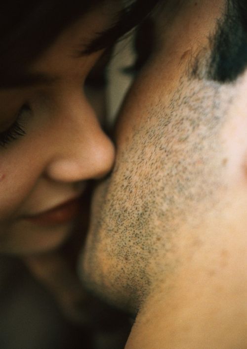 Sweet and sexy kisses (26 photos)