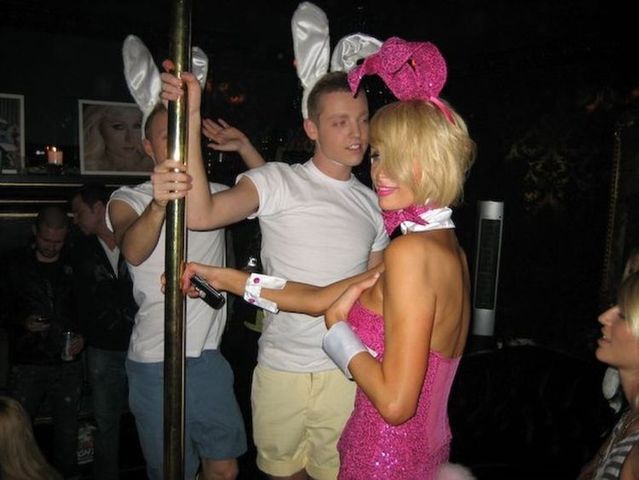 Paris Hilton at Playboy party (6 photos)