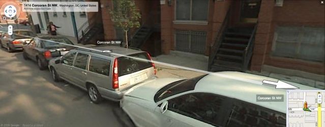 20 Crimes Caught on Google Street View (46 pics)