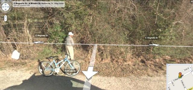 20 Crimes Caught on Google Street View (46 pics)