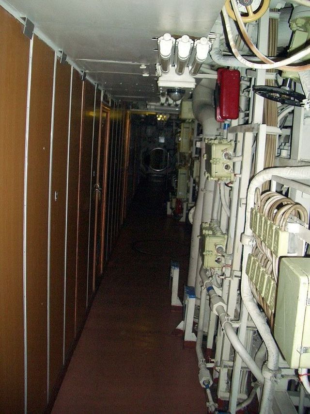The largest submarine in the world (89 pics)