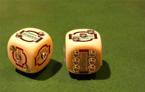 Creative stuff with batteries  17 photos