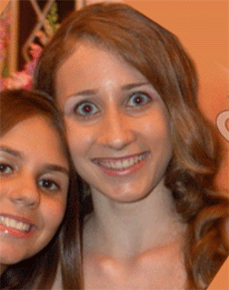 People who look exactly the same in all pictures (5 gifs)