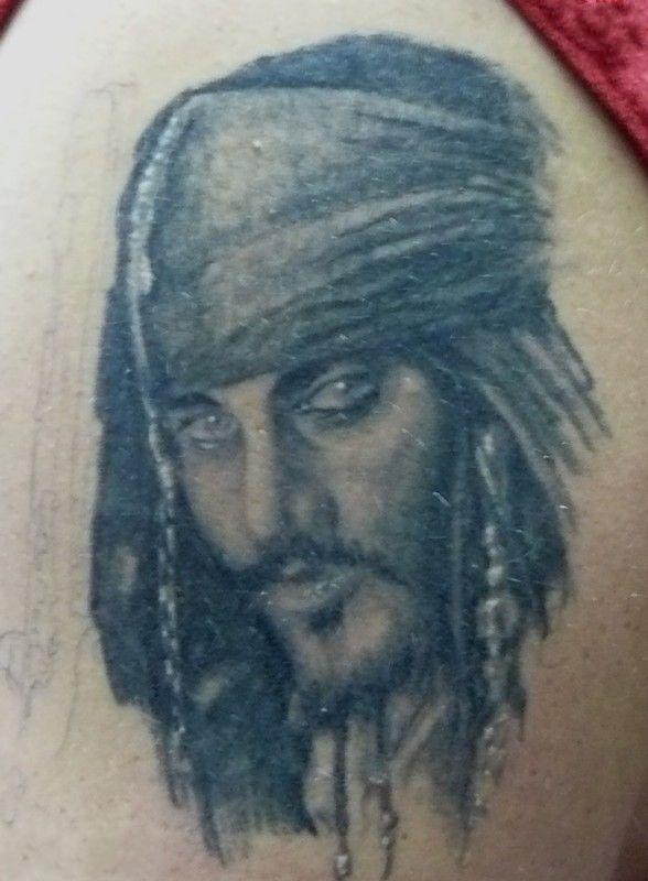 Tattooed portraits (42 pics)