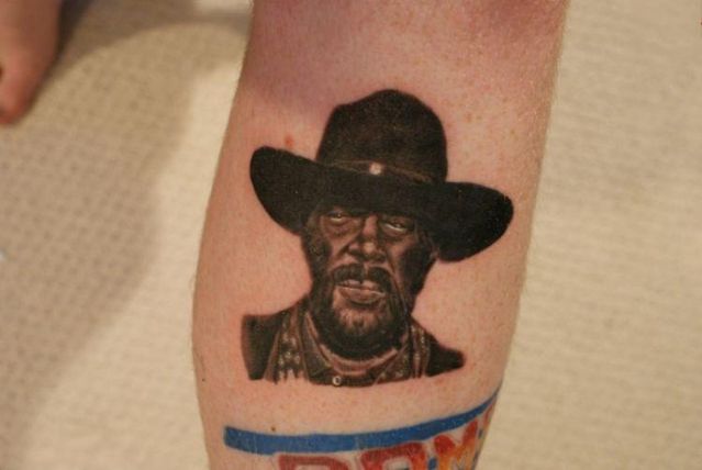 Tattooed portraits (42 pics)
