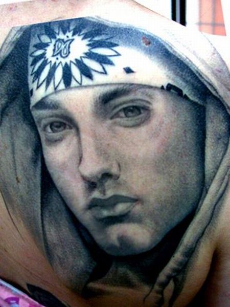 Tattooed portraits (42 pics)