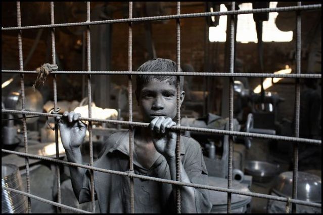 Child labor (15 pics)