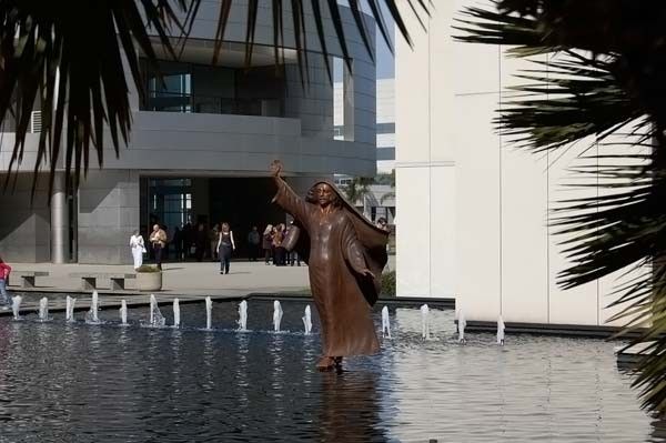 Crystal cathedral (43 photos)