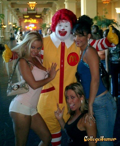 Most sexually explicit Ronald McDonald photos (11 photos)