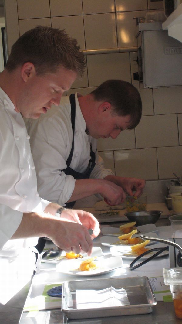 One of the most expensive restaurants in the world (25 pics)