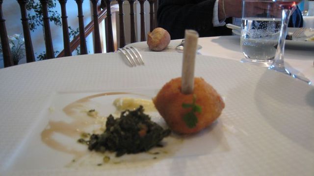 One of the most expensive restaurants in the world (25 pics)