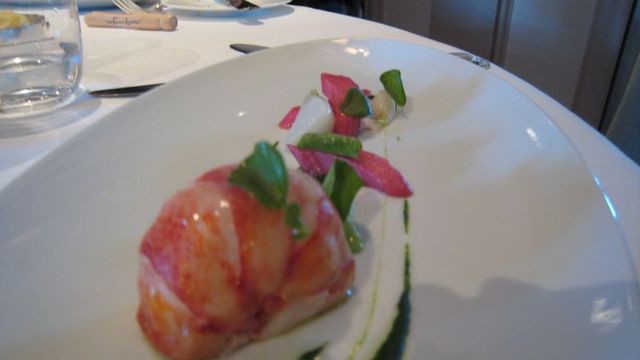 One of the most expensive restaurants in the world (25 pics)