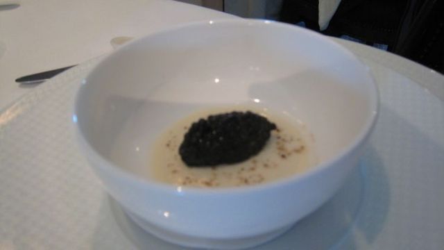 One of the most expensive restaurants in the world (25 pics)