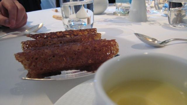 One of the most expensive restaurants in the world (25 pics)