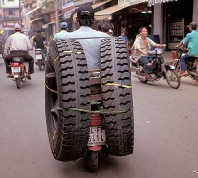 Transporting in Asian way (23 pics)