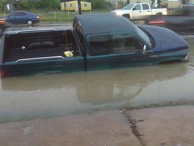Houston was flooded (15 pics)
